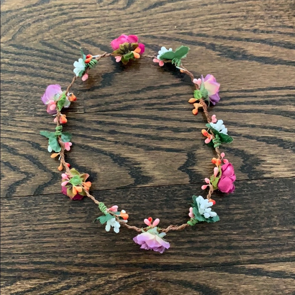 FLOWER CROWN